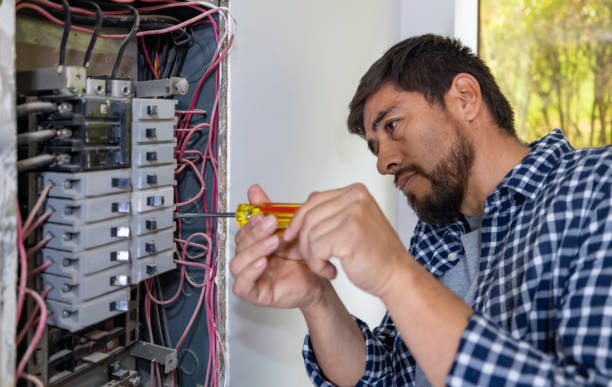 Best Licensed Electrician  in Pike Creek Valley, DE